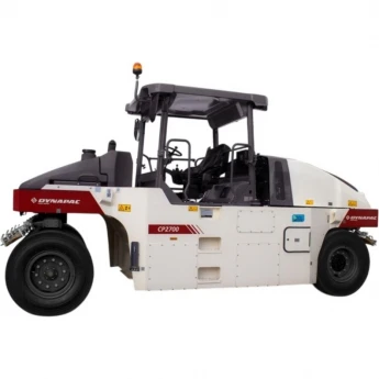 Пневмоколесный каток DYNAPAC CP2700